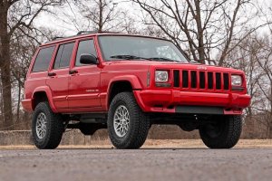 Jeep Cherokee Suspension Lift Kit - Rough Country - 3 Inch, Series II, RR Springs, V2 - '84-'01